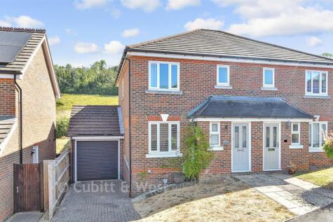 Longsdon Way, Caterham, Surrey