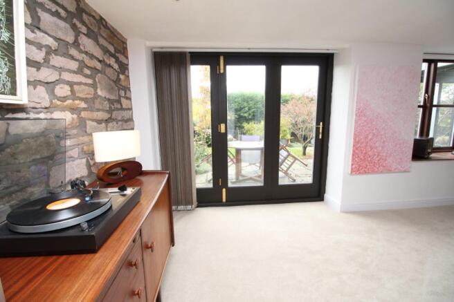 Living Space/Bedroom