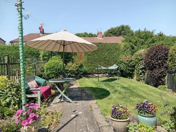 3 bed Semi-Detached to rent Image 4