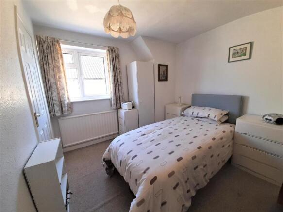 bedroom 3.jpg