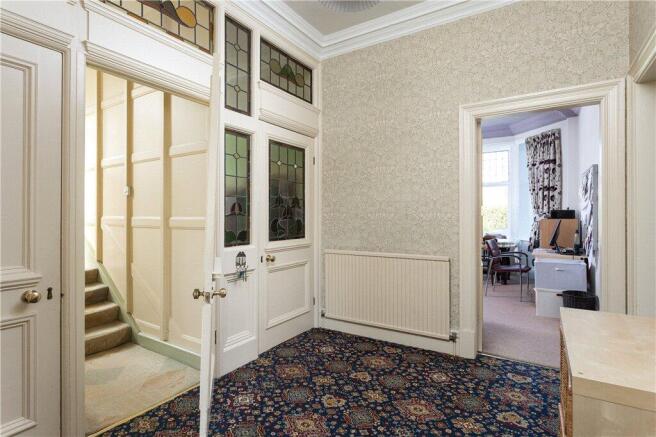 6 bed Semi-Detached for sale Image 11
