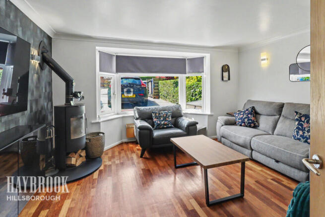 4 bed Semi-Detached for sale Image 5