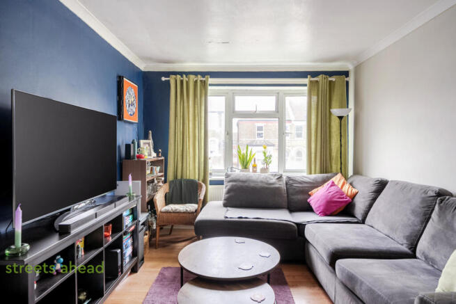 e0adcd0b-31a1-408...