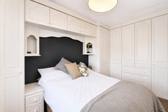3 bed Semi-Detached for sale Image 12