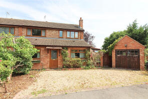 6, Greenfields Close, Drakes Broughton WR10 2BD