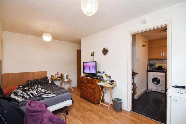 Darnay Rise, CHELMSFORD photo 4