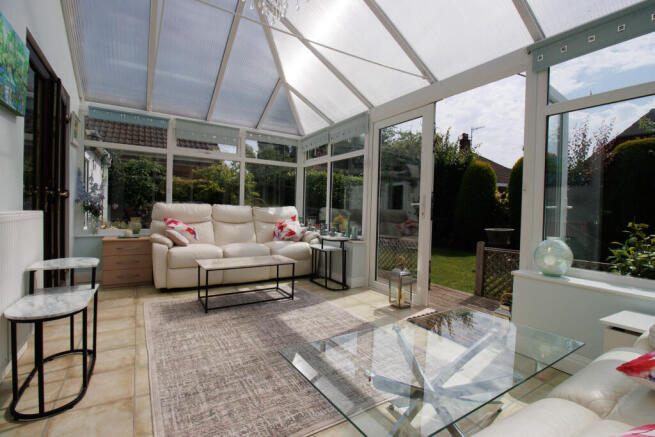 2 bed Detached Bungalow for sale Image 12
