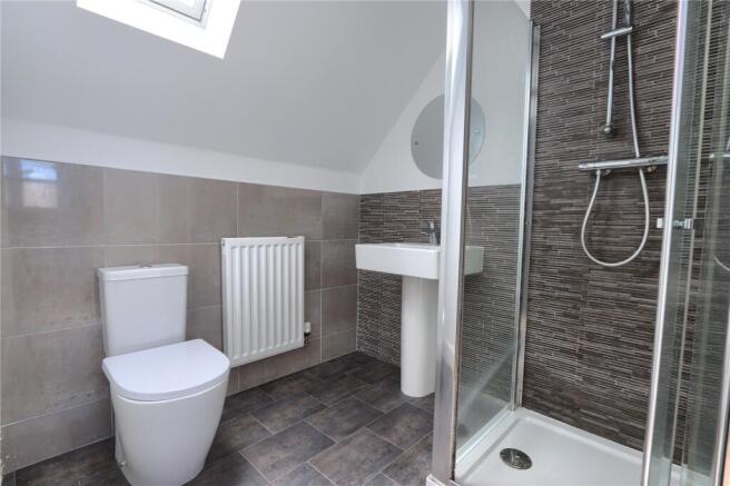3 bed Terraced to rent Image 8