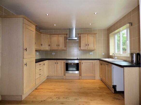 Fitted Kitchen