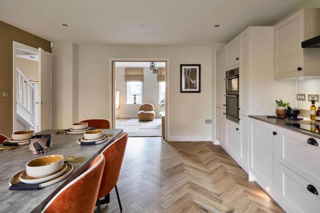 4 bed Detached for sale Image 5