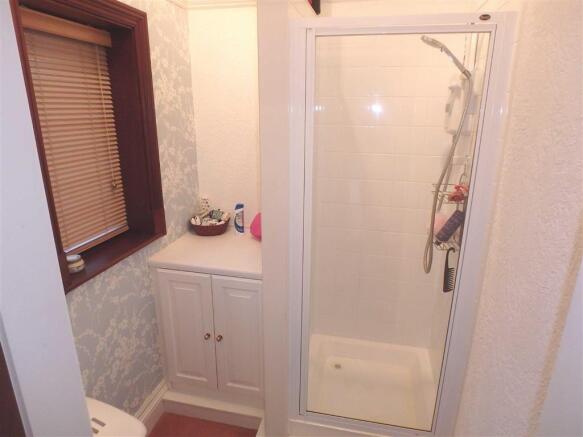 En-Suite Shower