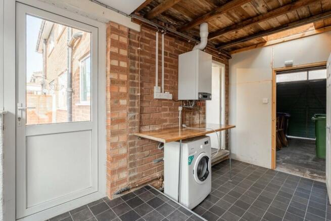 16Camberley-16.jpg