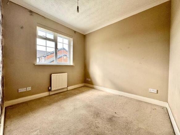 Tameton Close, Luton, LU2 photo 5