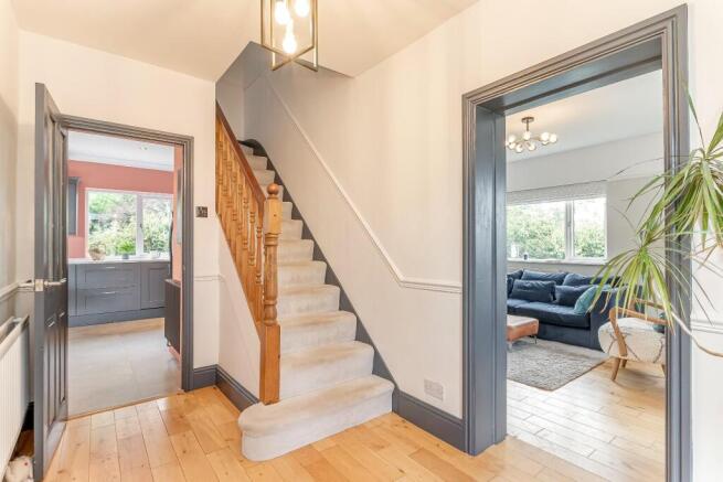 4 bed Semi-Detached for sale Image 7