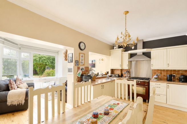 2 bed Detached Bungalow for sale Image 7
