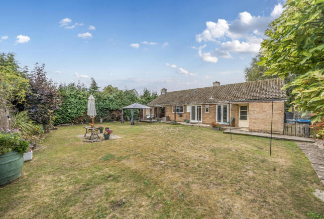 1343381-19-68b198...