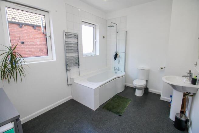 2 bed Terraced for sale Image 10