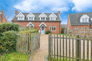 The Firs, Church Road, Bungay NR35 2TJ