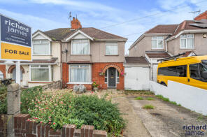 563, Cricklade Road, Swindon SN2 5AA