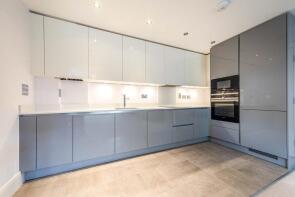 Flat 6, 77, Woodcote Road, Wallington SM6 0QP