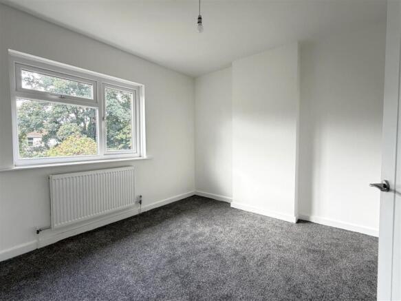 3 bed Semi-Detached for sale Image 11