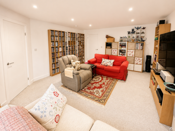 3 bed End of Terrace for sale Image 9