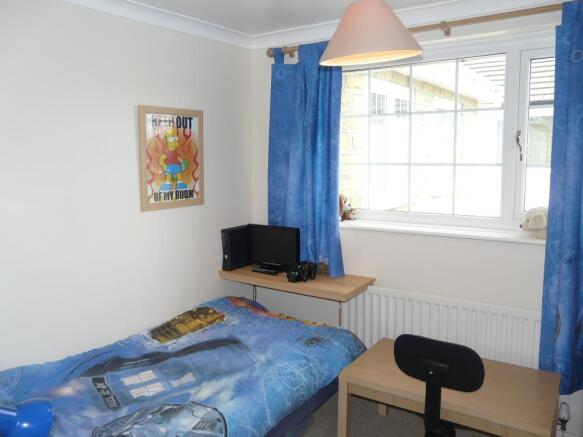 BEDROOM 5