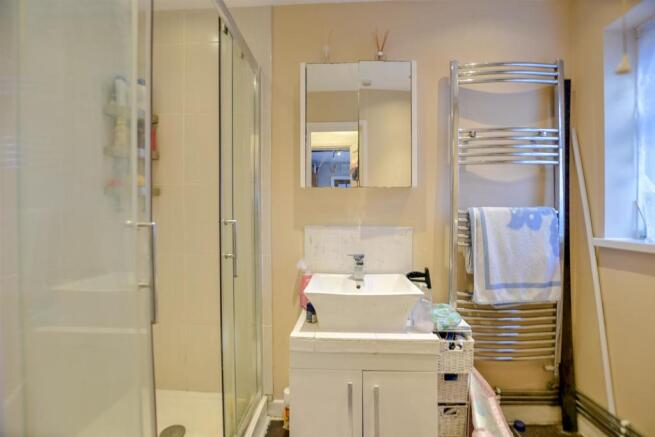 Family Shower Room