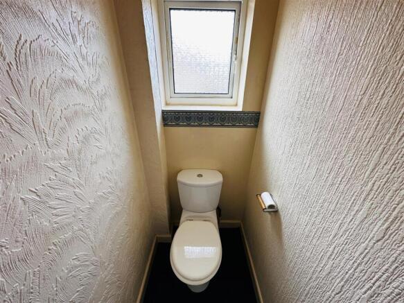 3 bed Detached Bungalow for sale Image 6