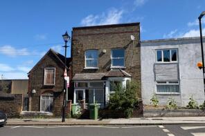 206, Hollydale Road, London SE15 2AR