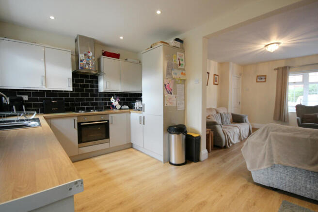 Kitchen/Dining AreA