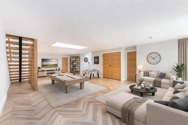 5 bed Detached for sale Image 5