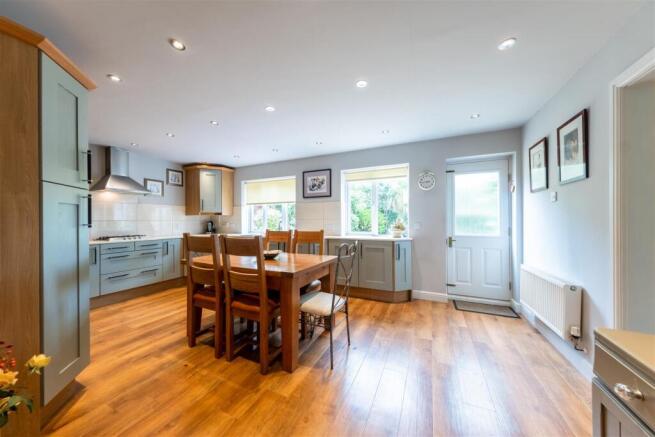 20 Blandford Dive-001.jpg