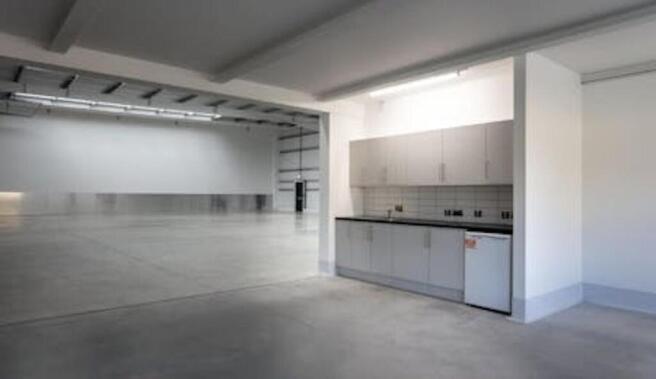 697 Gresham Stirling Road 1.jpg