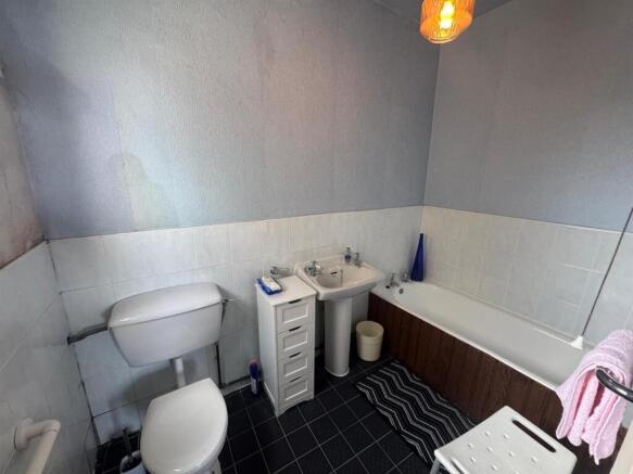 Ground Floor Bathroom