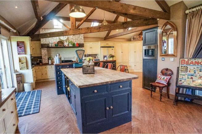 Kitchen / Breakfast