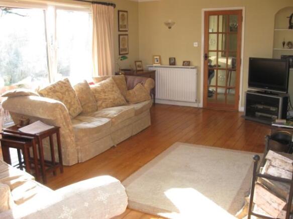 Lounge 1
