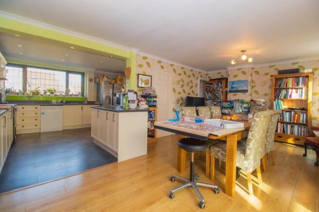 Kitchen Diner