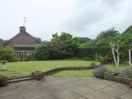 Rear Garden (2)