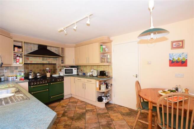 Kitchen/ Breakfast Room