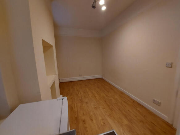 Large Self-Contained Studio to Rent in the heart