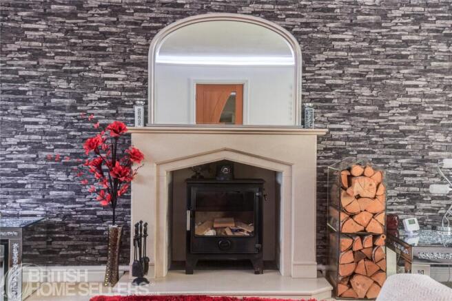 3 bed Bungalow for sale Image 9