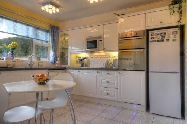 Kitchen 2