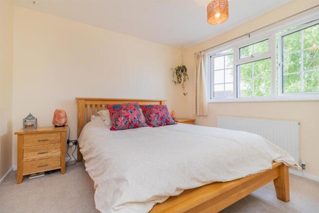 16 The Oval-The-Oval-Guildford-semi-detached-house