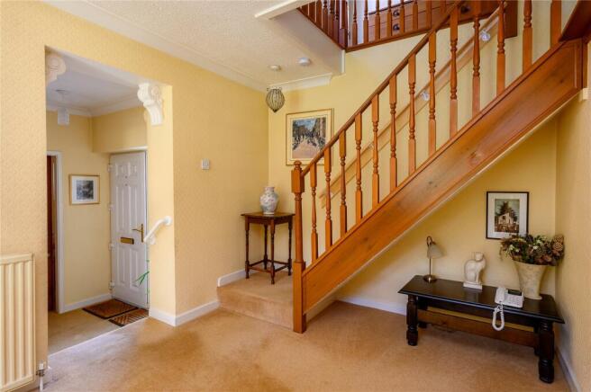4 bed Detached for sale Image 6