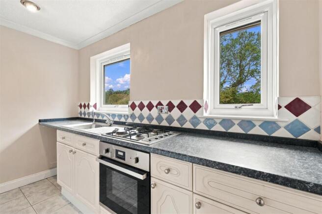 Derwent Drive, Petts Wood, Orpington photo 4