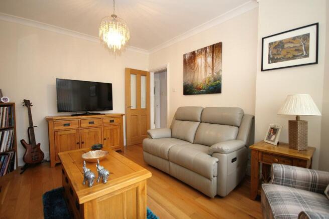 21 Park Walk ANLABY (12)_lzn.jpg