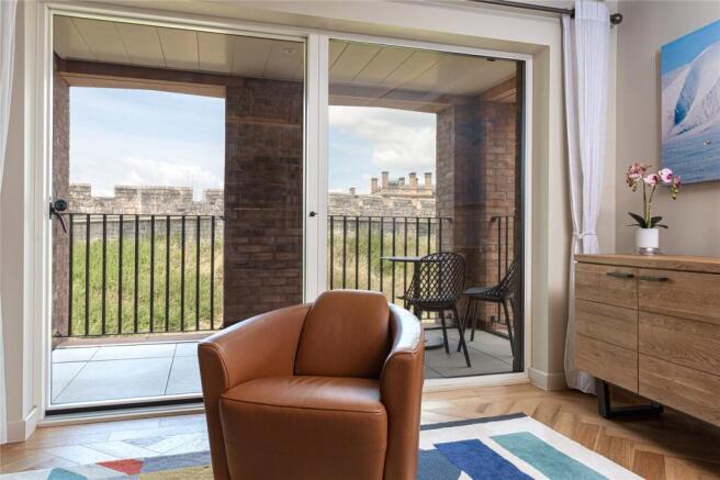 2 bed Apartment for sale Image 8