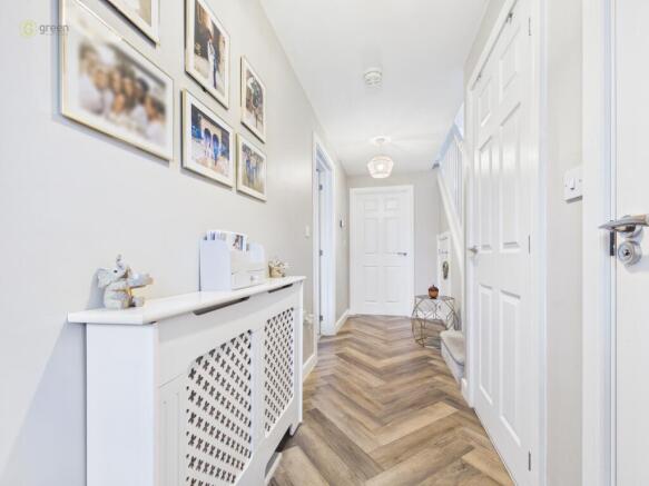 cam01332g0pr0655still002