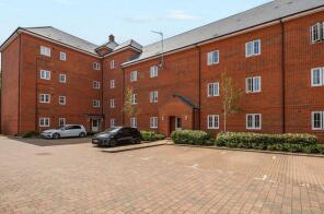 6, 2 Strachan House, Charteris Close, Wellesley, Aldershot GU11 4DW